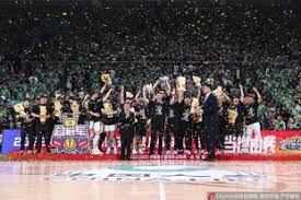 百家乐新手为什么判断会失真（为何百家乐新手的判断容易出现偏差）