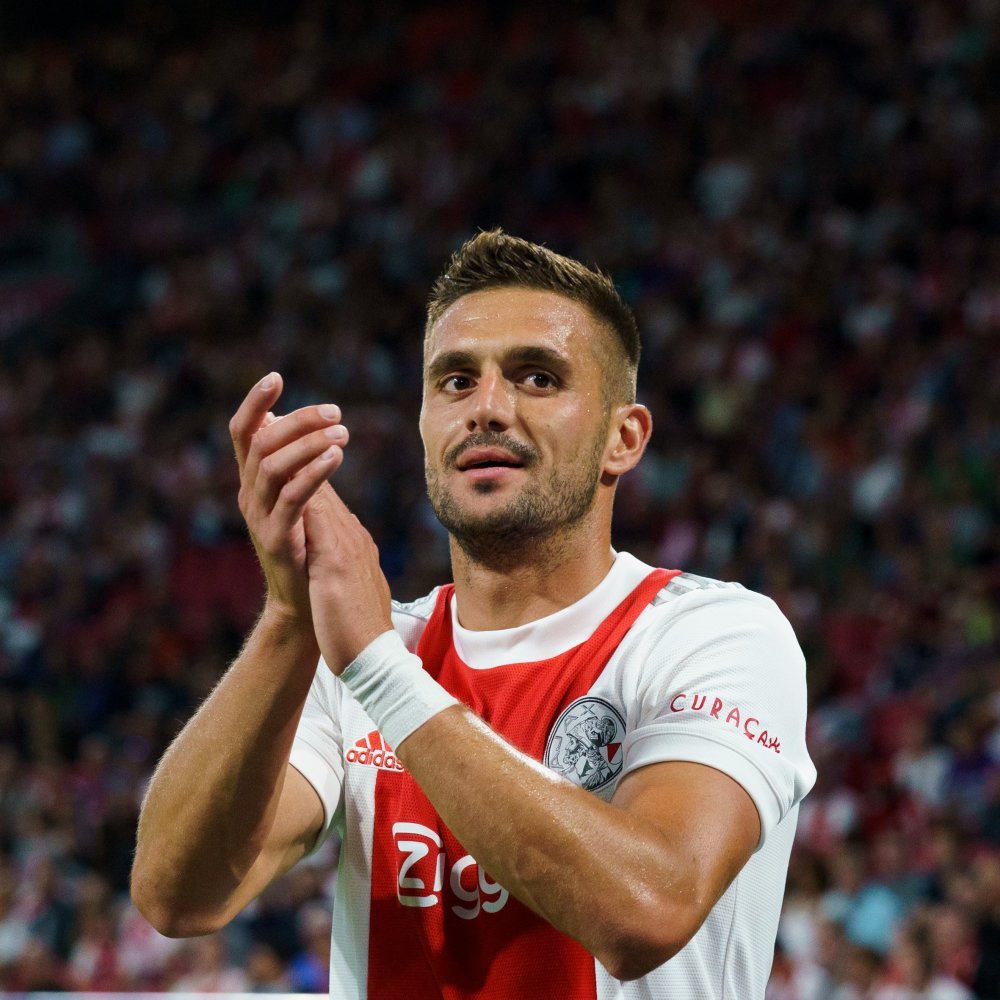 他在篮板保 他在篮板保