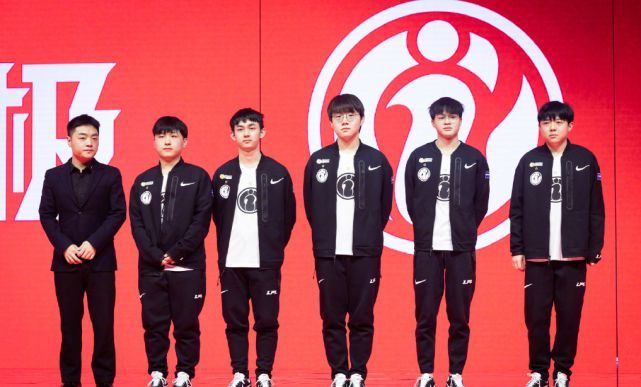 还有对抗与 还有对抗与