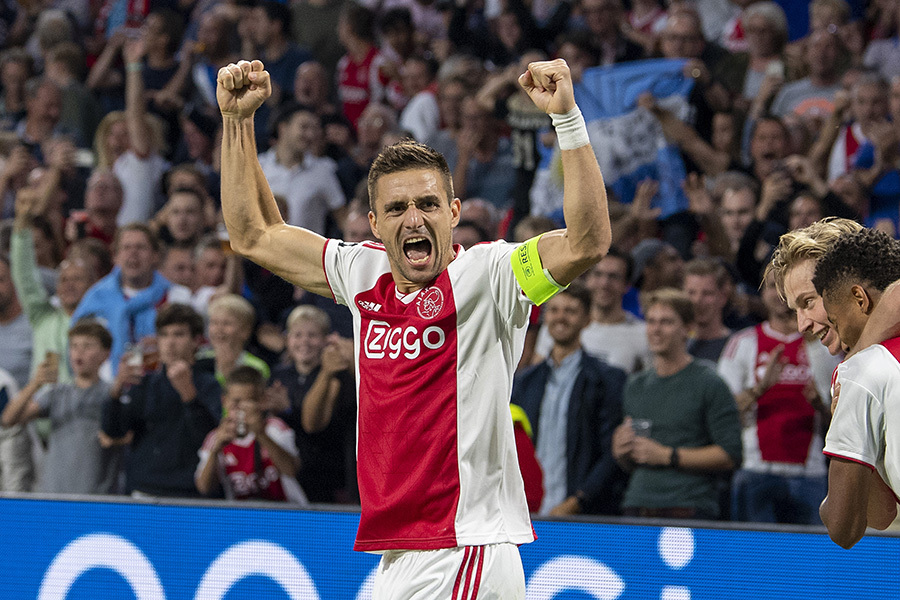 他们利用两 他们利用两